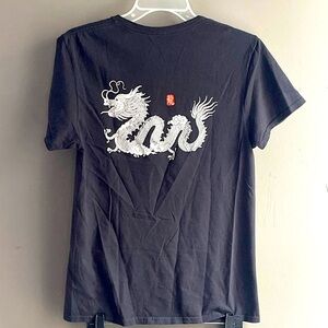 Bowery Supply Co Unisex Adult‎ T Shirt Size Small Kanji White Dragon Happy NY
